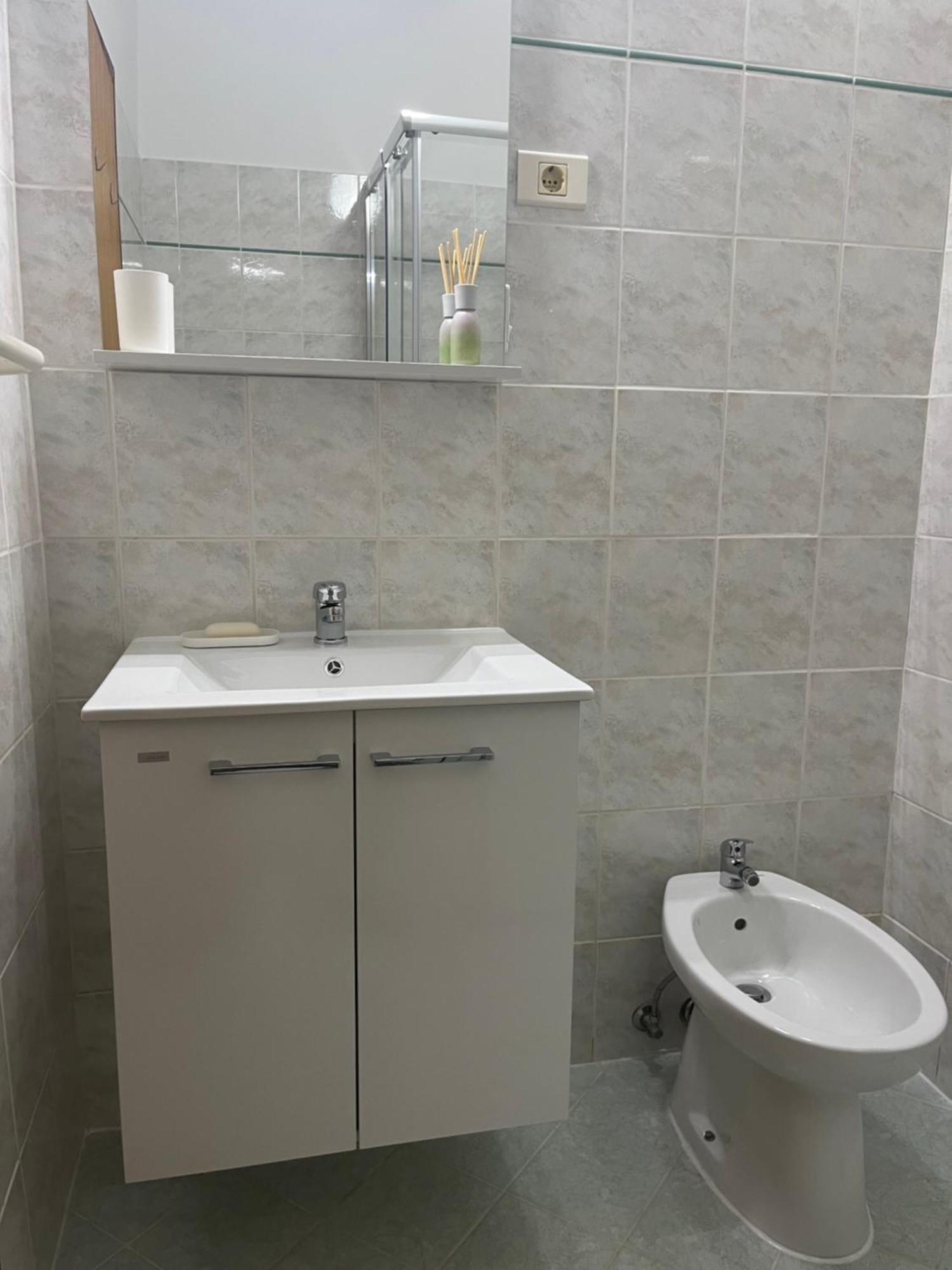 Apartma Sunny Apartman Izola Kültér fotó